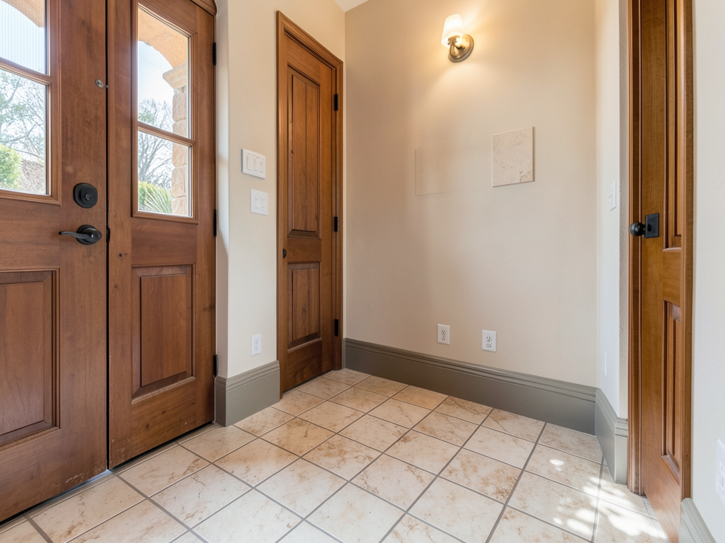 Designing a Water-Resistant Mudroom for the Rainy Season in Dr Phillips